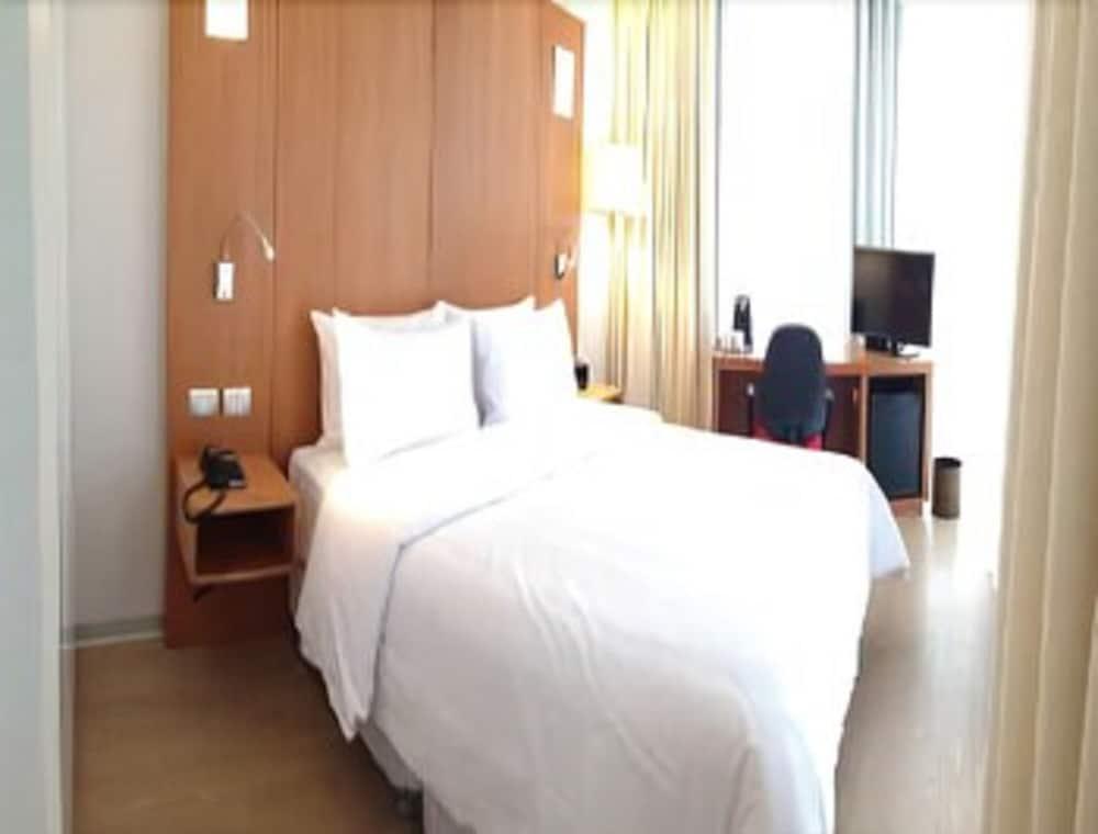 Ramada Encore By Wyndham Lima San Isidro Экстерьер фото