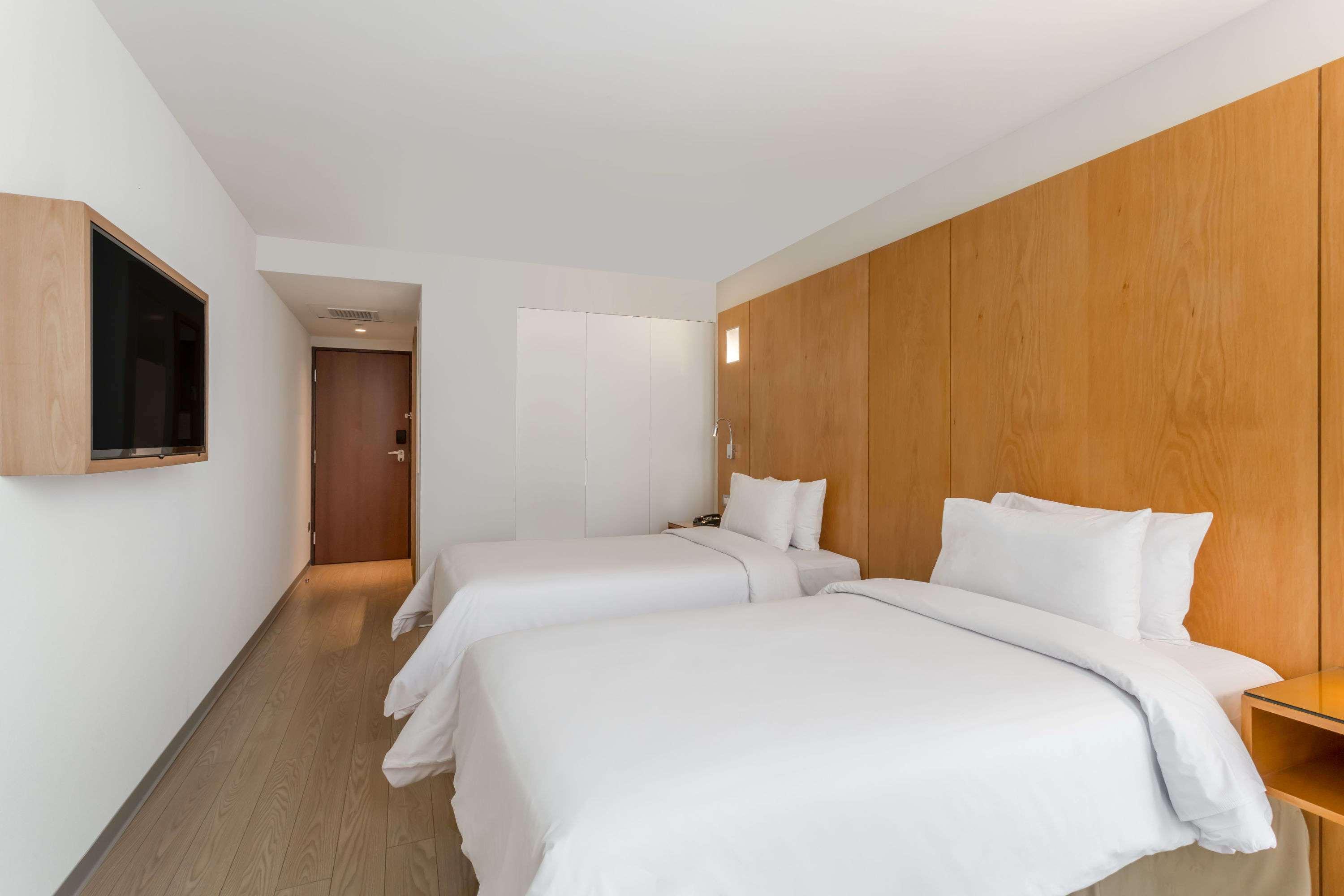 Ramada Encore By Wyndham Lima San Isidro Экстерьер фото